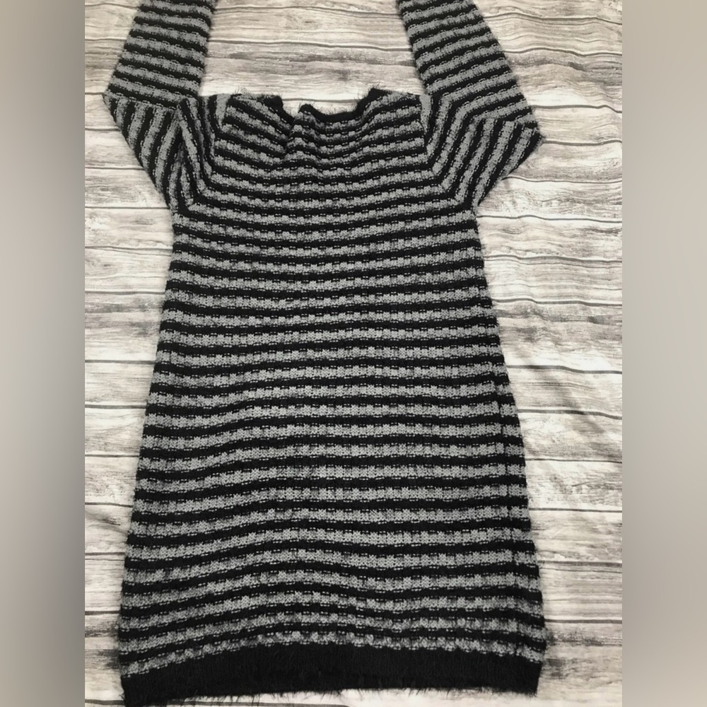 🥂Katsumi Striped Black and Gray Women's Sweater🥂